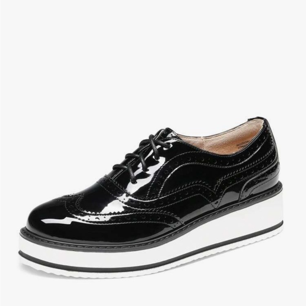 Elegant Black Patent Leather Platform Loafers
